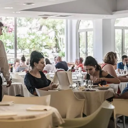 D'amato فندق مبيت وإفطار 4*